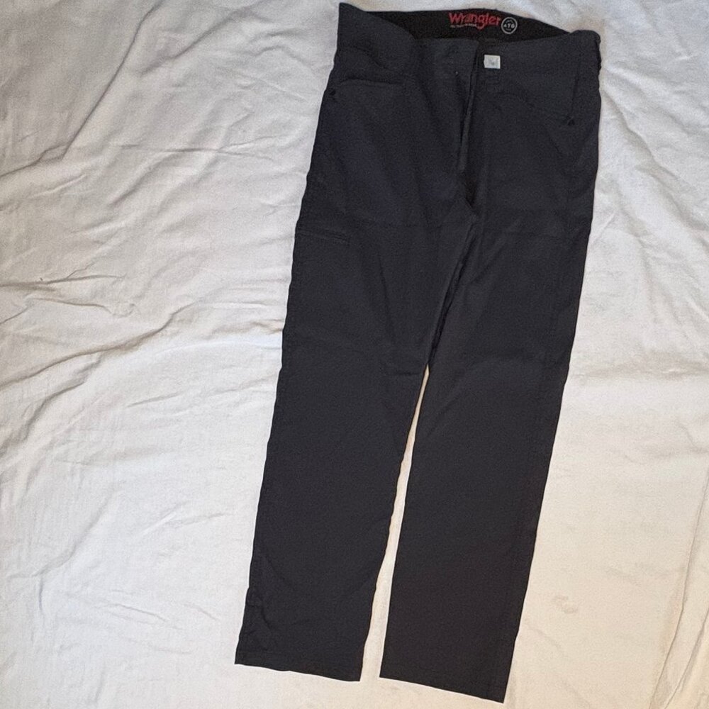 Wrangle Utility Cargo Pants
